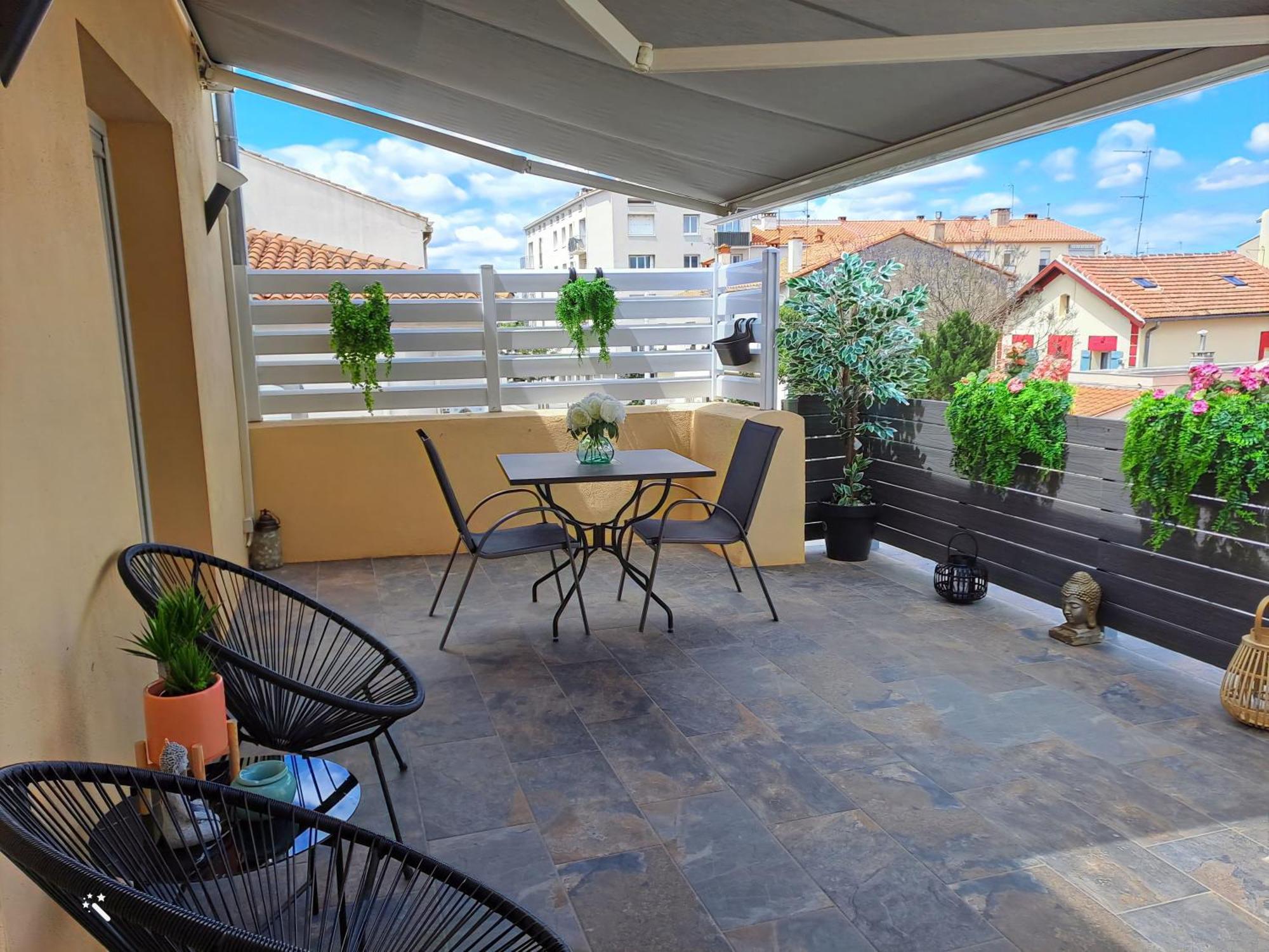 L"Indochine Apartment Perpignan Room photo